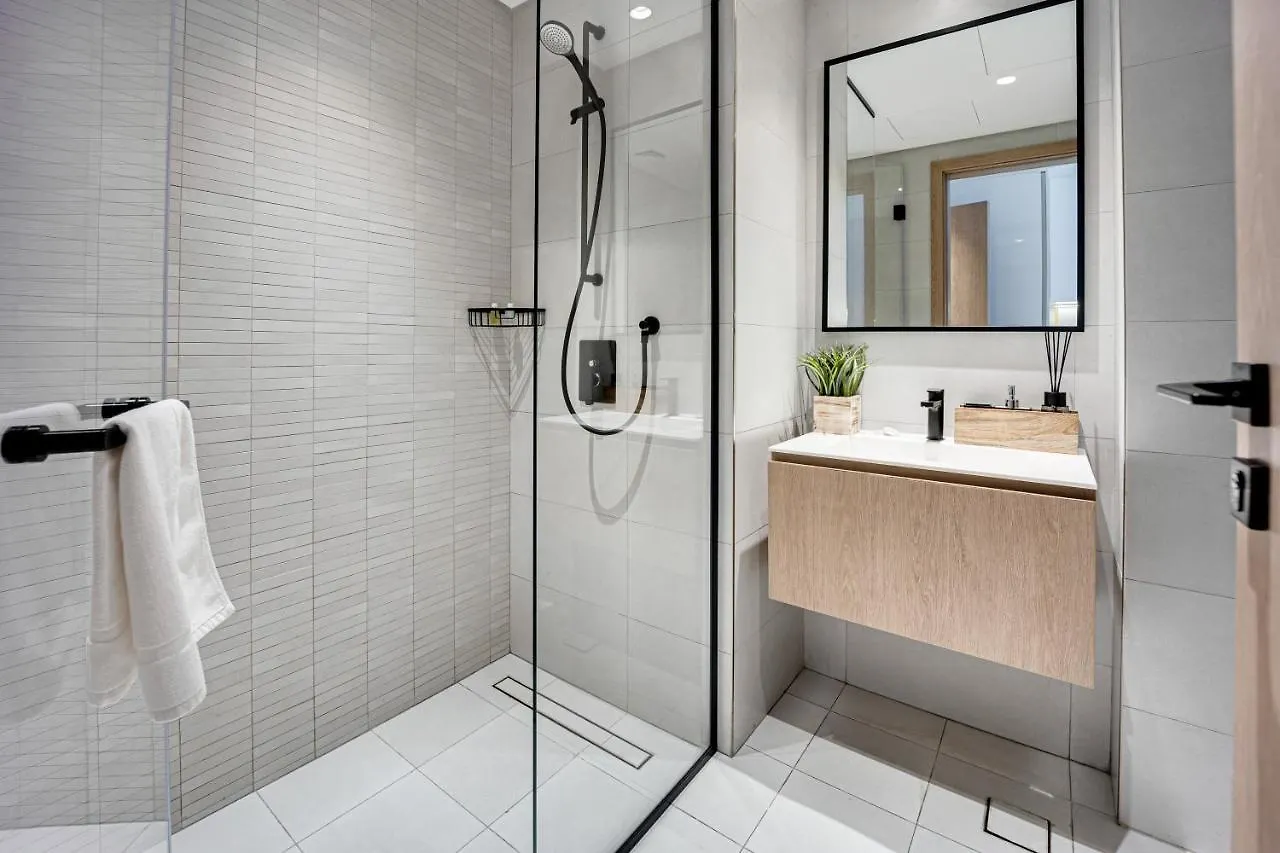 Stylish Studio In Marquise Square Tower Dubai Apartment
