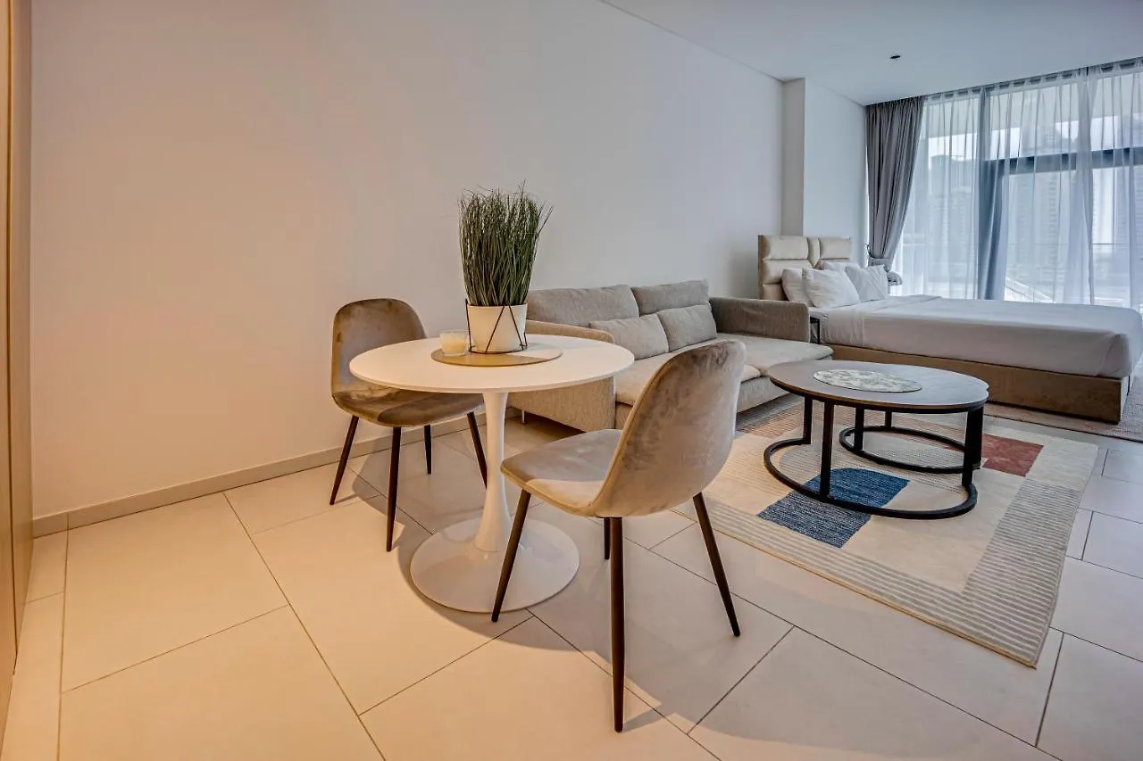 Stylish Studio In Marquise Square Tower Dubai United Arab Emirates